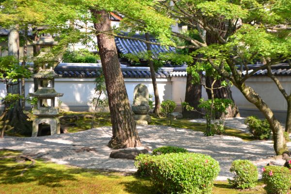 Zen Garden Landscaping in West Des Moines