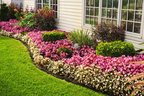 Garden Landscape Design in West Des Moines