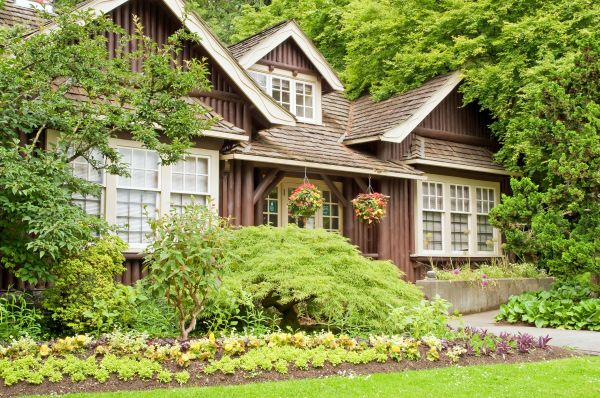 Log Home Landscaping in West Des Moines