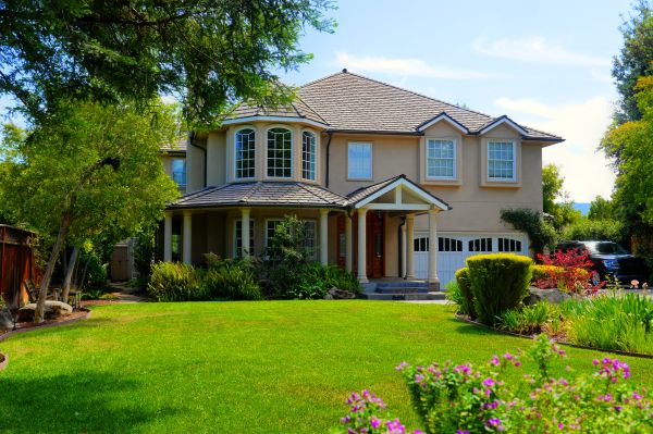 Large Yard Landscaping in West Des Moines