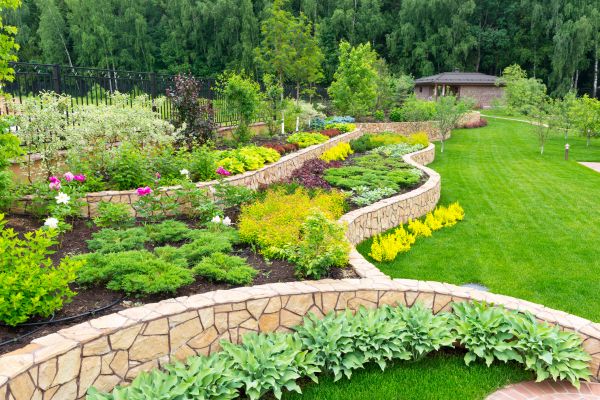 Home Garden Landscaping in West Des Moines