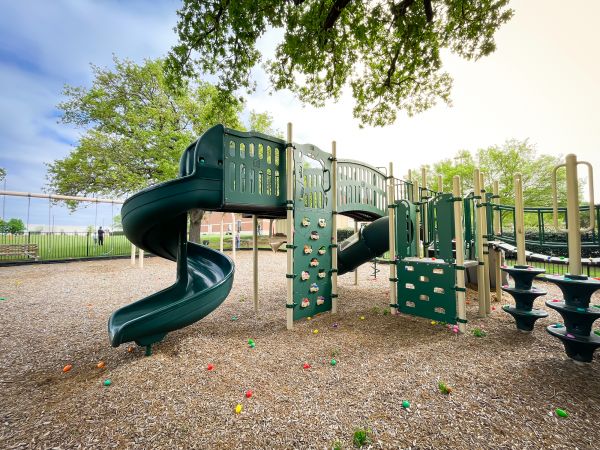 Playground Mulch Service in West Des Moines