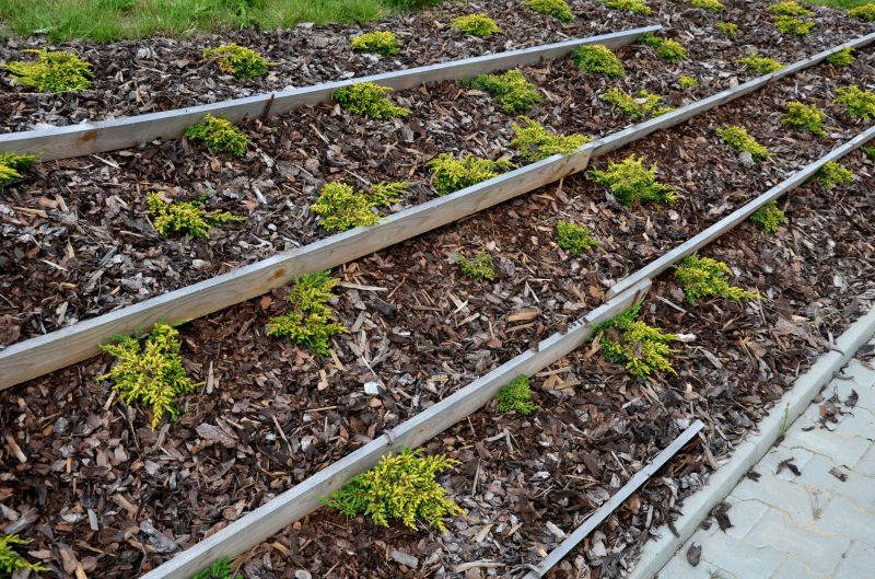 Wood Mulch Installation